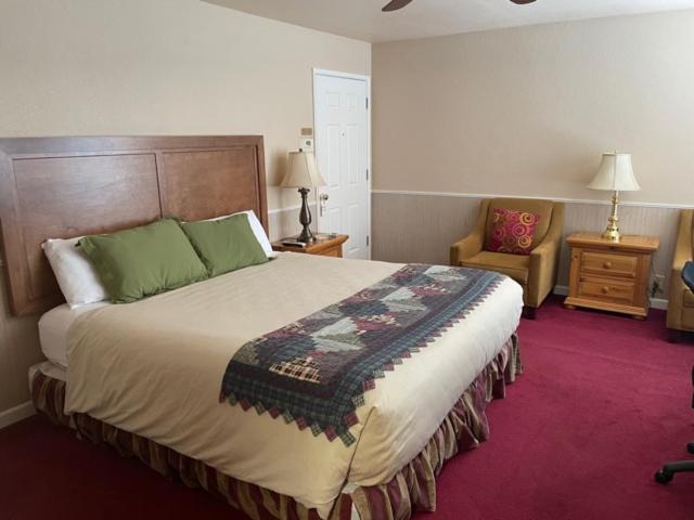 June Lake Motel Екстериор снимка