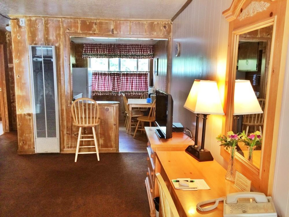 June Lake Motel Екстериор снимка