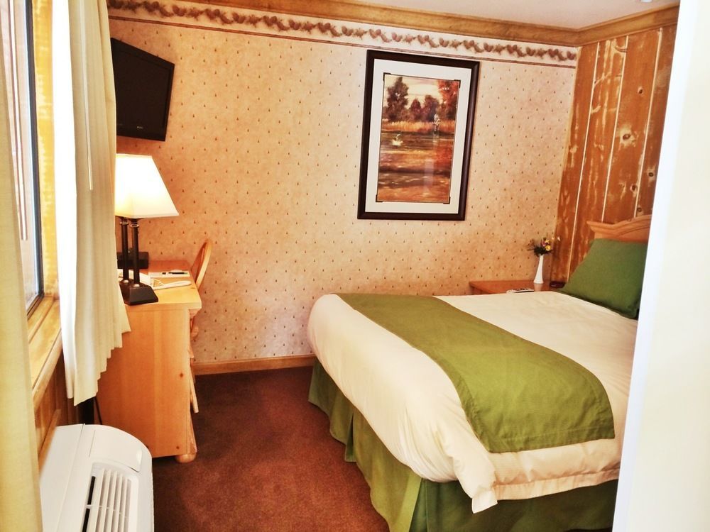 June Lake Motel Екстериор снимка