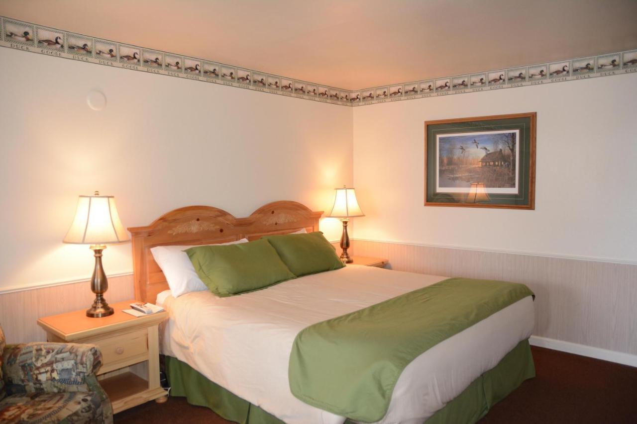 June Lake Motel Екстериор снимка